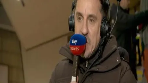 “曼联与阿森纳英超对决以1-1平局收场”